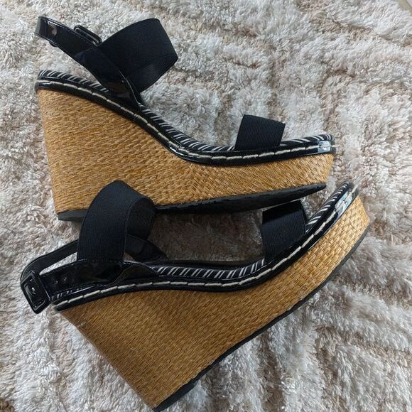 Charles by Charles David Tapia Straw Wedges - Picture 2 of 14